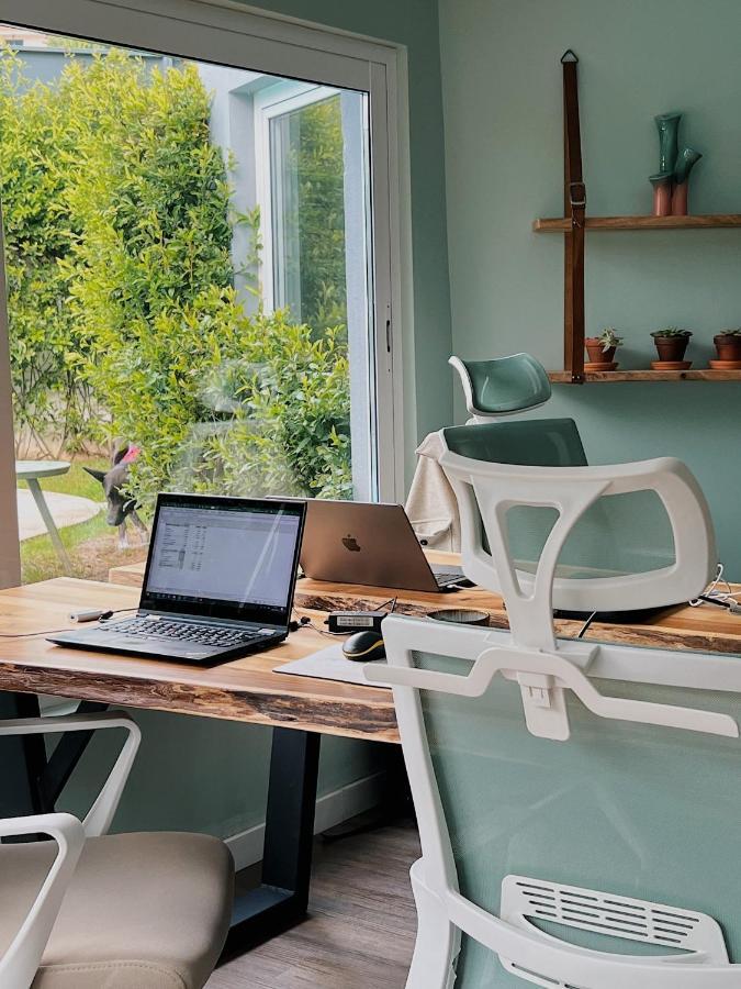 Alojamento de Acomodação e Pequeno-almoço Luna House & Cowork